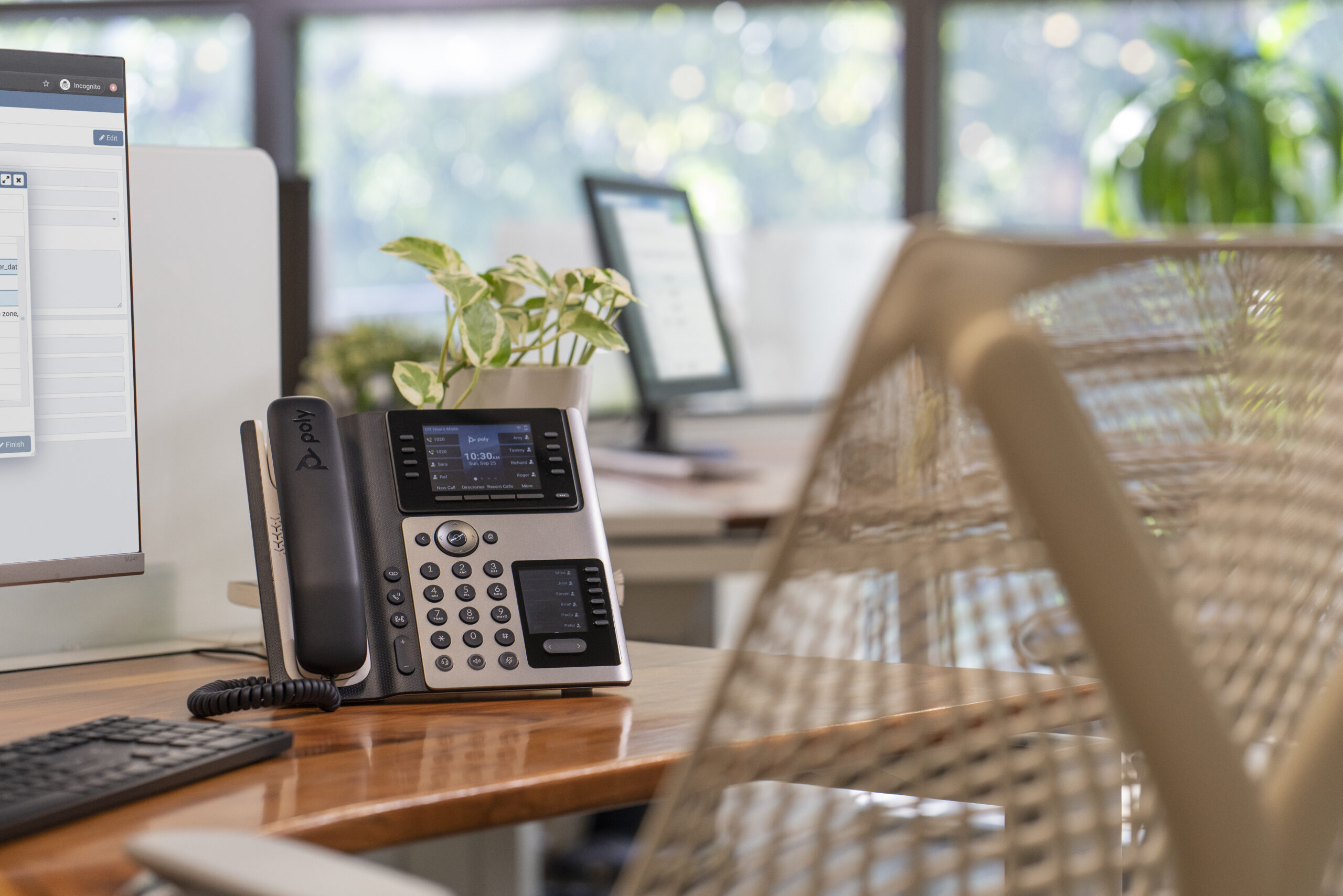 HP Poly Telefon IP Poly Edge E400 z obsługą funkcji PoE - obrazek 5