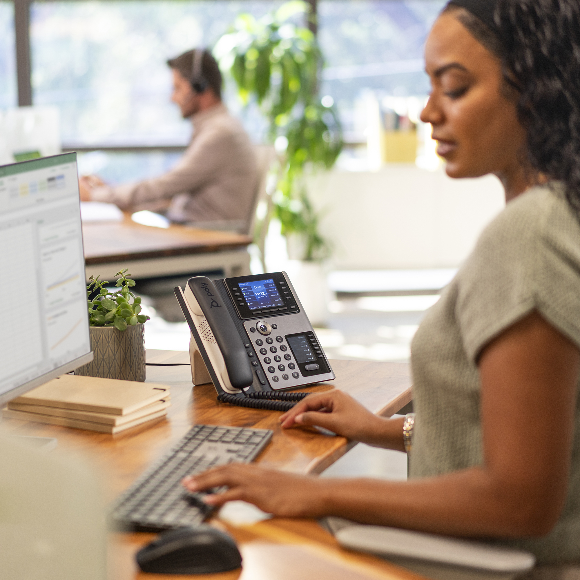 HP Poly Edge E450 IP Phone - Dwa wyświetlacze i PoE - obrazek 3