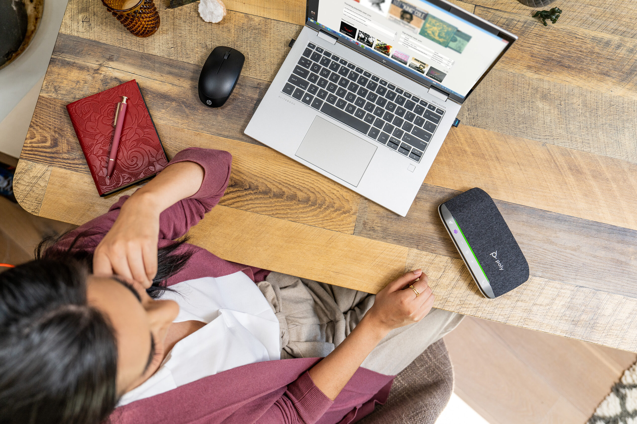 HP Poly Telefon konferencyjny Poly Sync 20+ USB-C, zatwierdzony do współpracy z aplikacją Microsoft Teams - obrazek 3