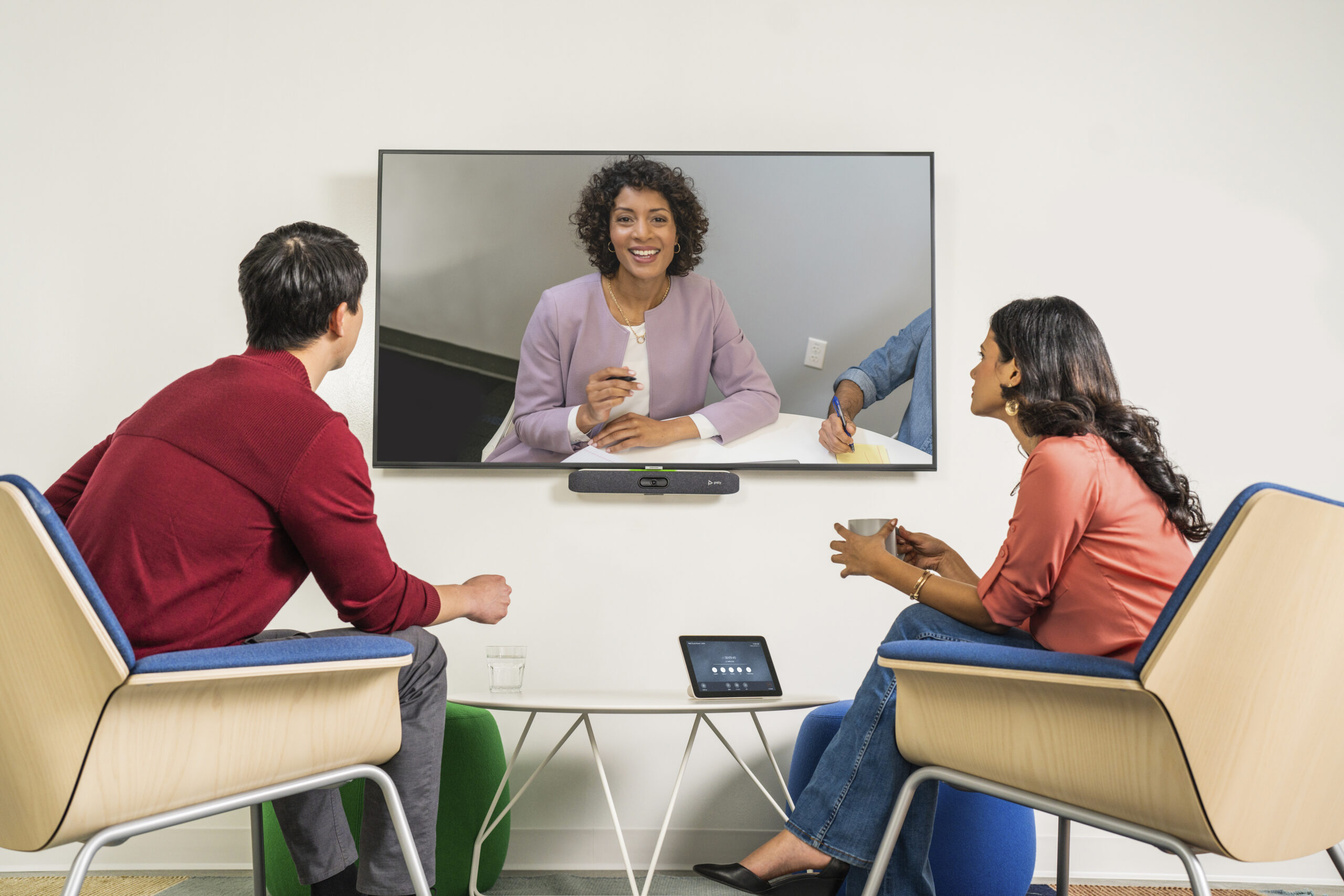 POLY STUDIO X30 ALL-IN-ONE/VIDEO BAR SWITZERLAND LOCALIZATI - obrazek 5