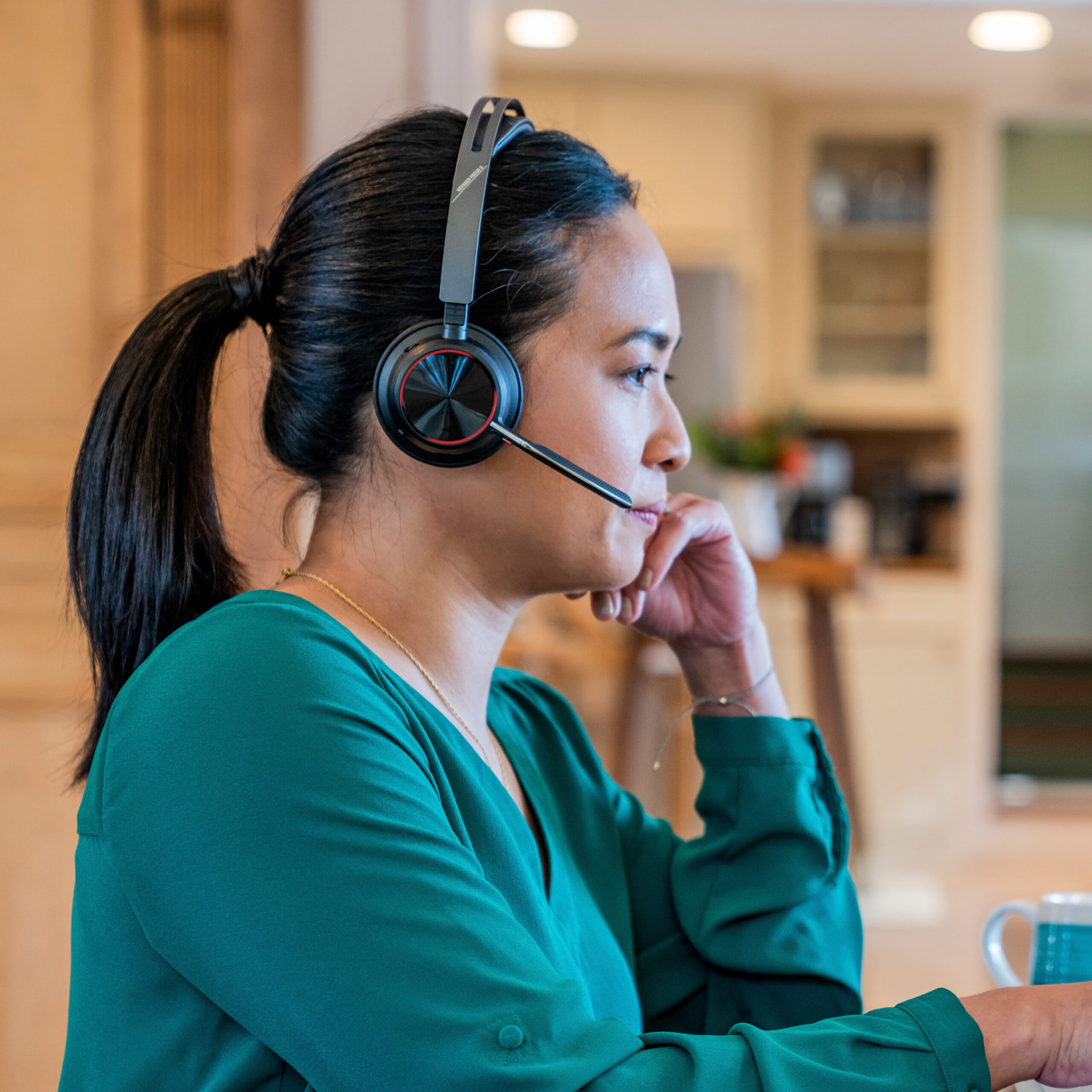 HP Poly Voyager Focus 2 USB-C Headset (9T9J3AA#AC3) - obrazek 4