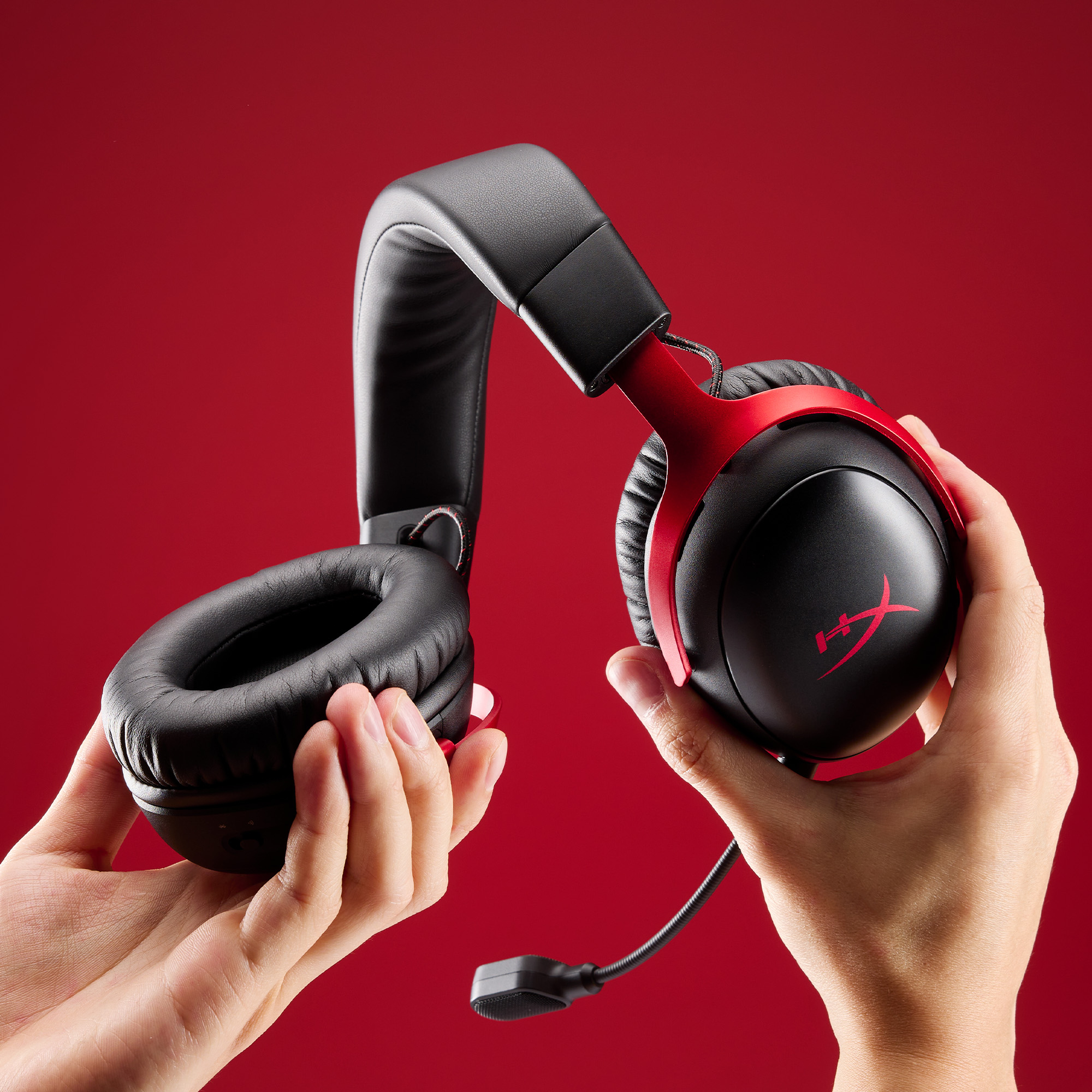 HyperX Cloud III Wireless – Bezprzewodowy zestaw słuchawkowy do gier (czarno-czerwony) - obrazek 3